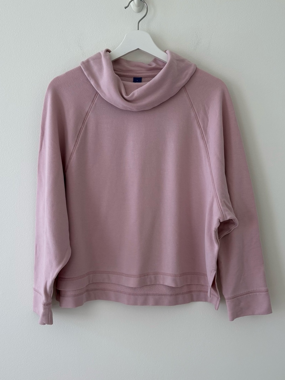 Old Navy Women’s Dusty Pink Cowl Neck Sweatshirt Cropped Top